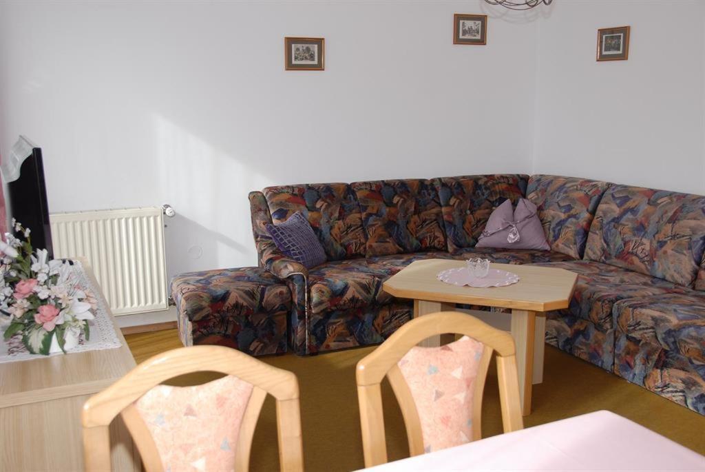 Pension & Appartement Fortin Бад-Кляйнкірхгайм Екстер'єр фото