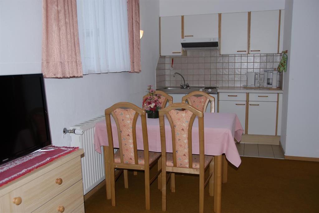 Pension & Appartement Fortin Бад-Кляйнкірхгайм Екстер'єр фото